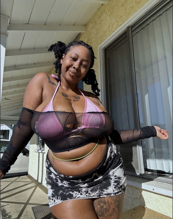 lorawaller3's Profile Photo