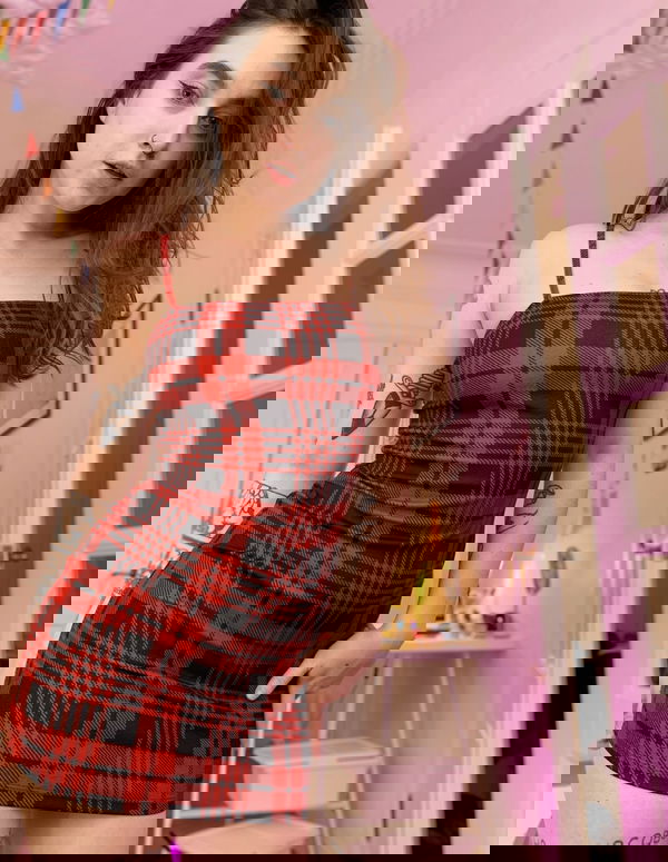 bi0g8bzgzv, 20 years old from United States