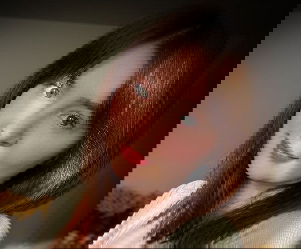 desac35512, 21 years old from United Kingdom