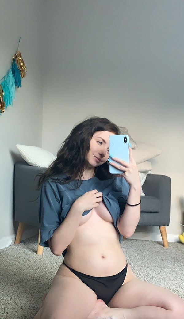 rinono9396, 21 years old from United States