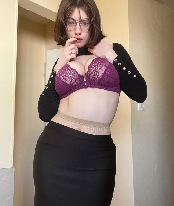 moyanog, 21 years old from United States