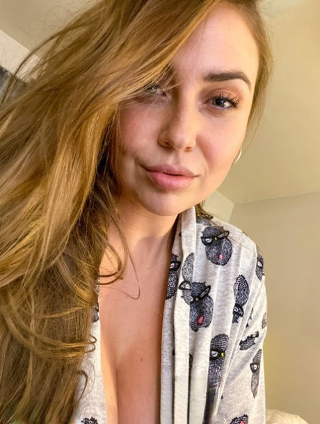 xomise2522, 25 years old from United States