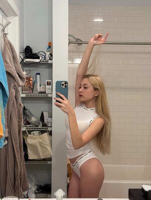 noxaha4258, 24 years old from United Kingdom