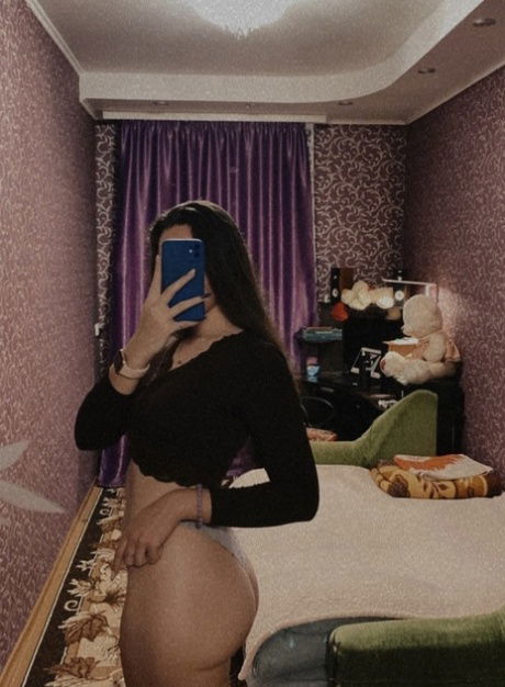 yafewab819, 22 years old from United States