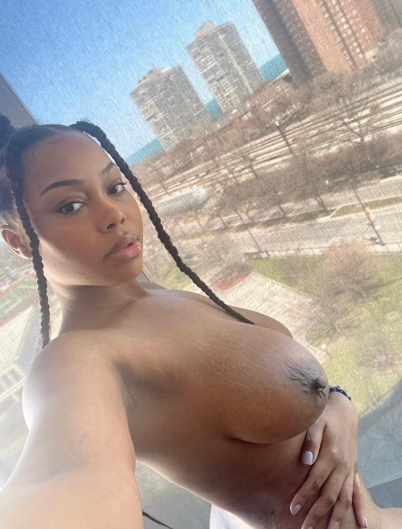 angiemary327's Profile Photo