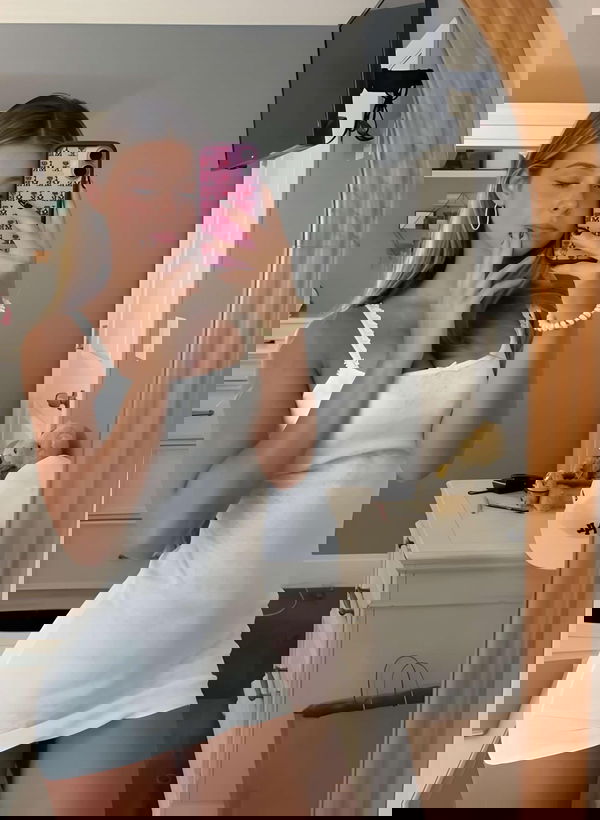 saceca7241, 22 years old from United States