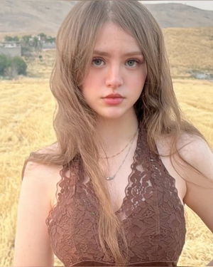 Zara241111's Profile Photo