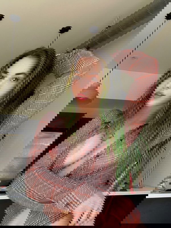 kugxtu, 19 years old from United States