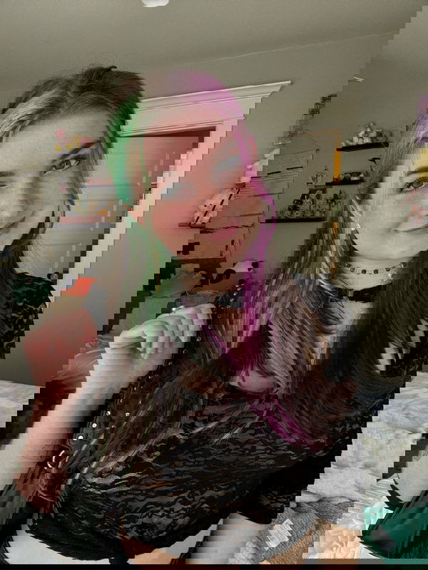 doxof58272, 20 years old from United States