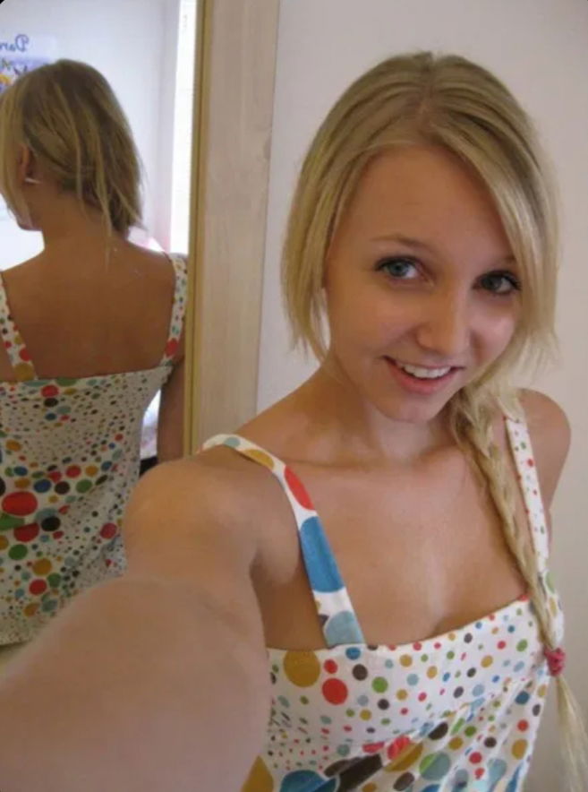 zujirony's Cover Photo