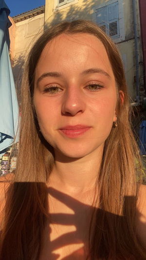 Arabella257898's Profile Photo