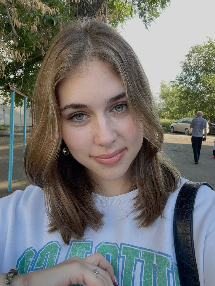 Reya5674's Cover Photo