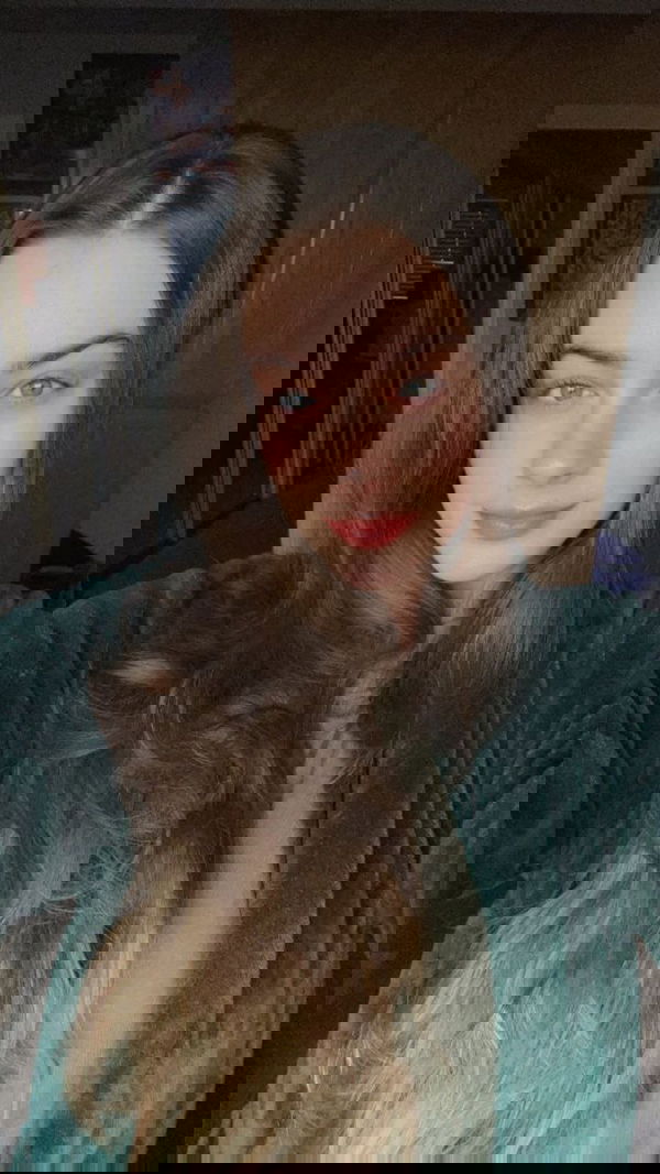 madoge, 25 years old from United States