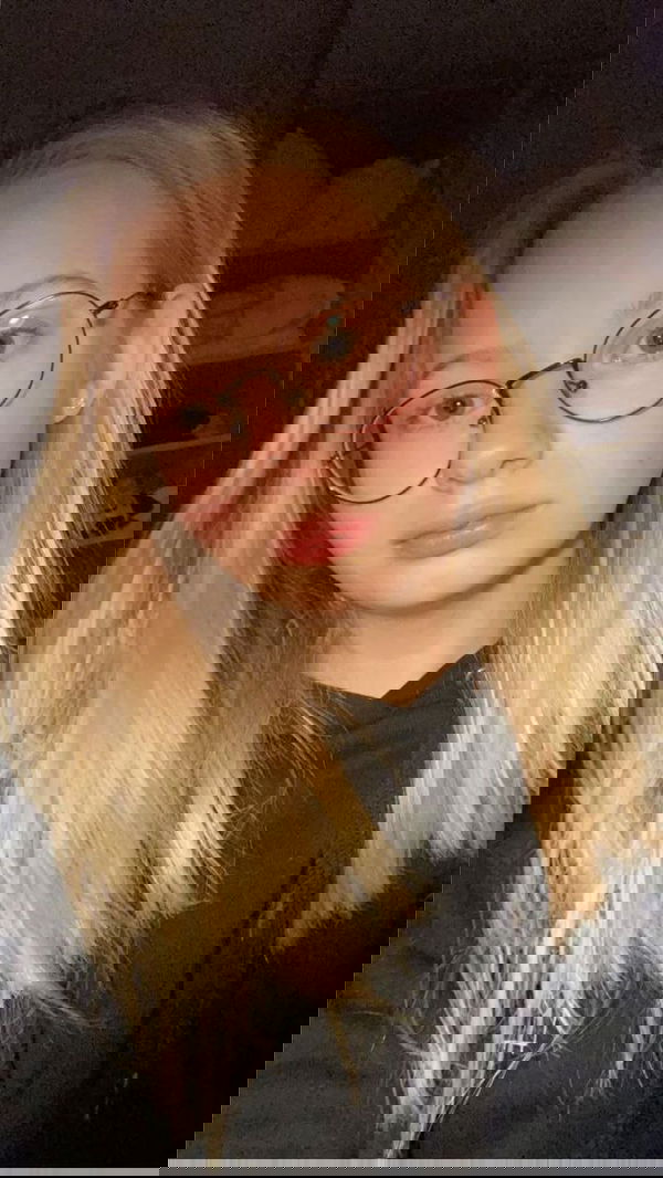 Saylor085, 20 years old from Greece