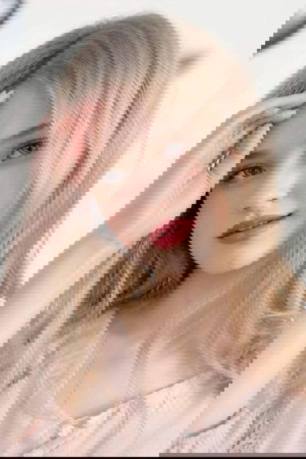 xaponhgv, 25 years old from United States