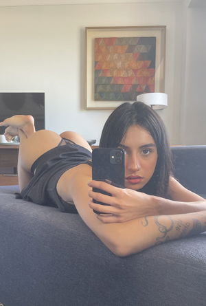 Leona543's Profile Photo