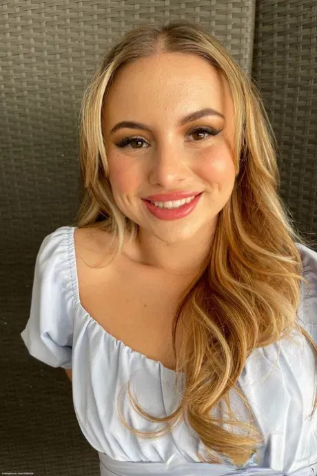 regiwi4564, 24 years old from United States