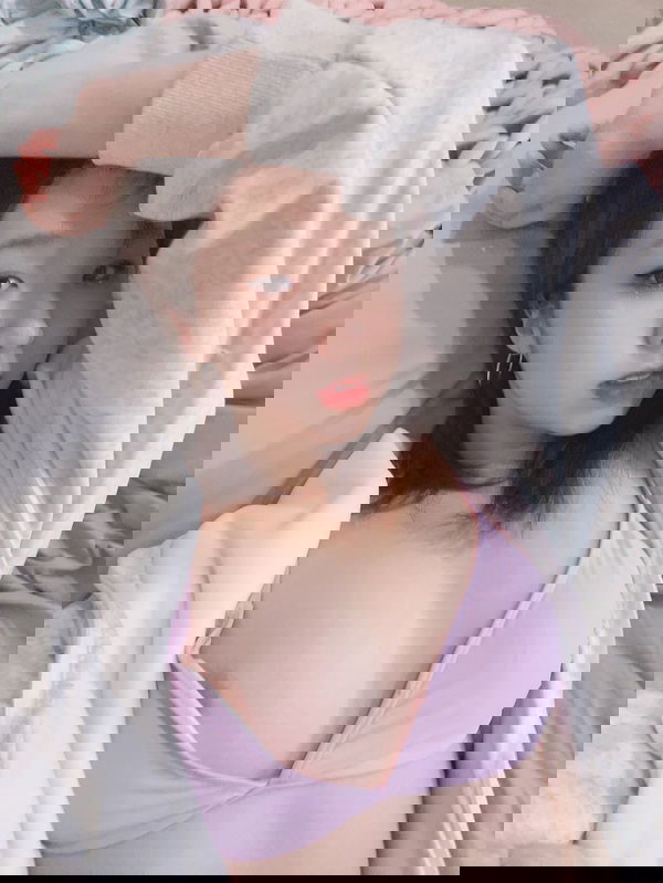 paid68758, 19 years old from Germany