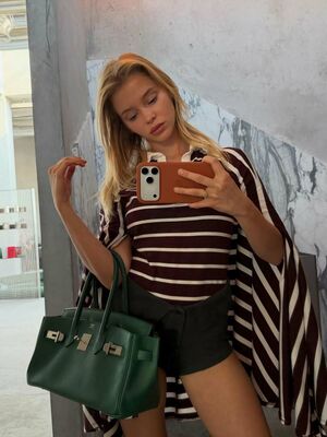 resiw44755, 24 years old from United Kingdom