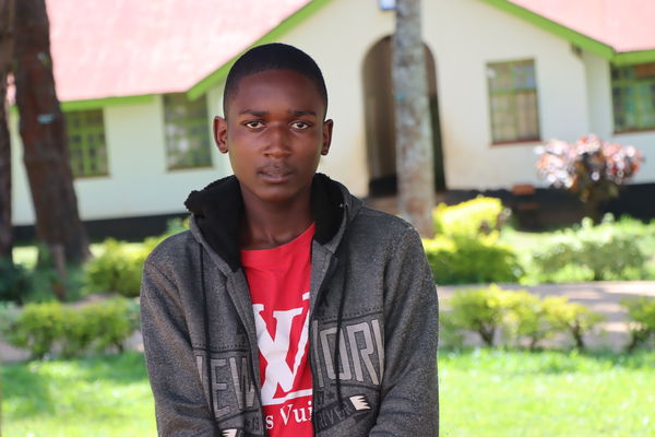 gemstonegyan, 21 years old from Kenya