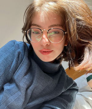 ava806233's Profile Photo