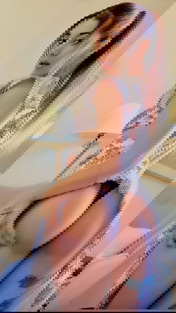 rotycici, 22 years old from Australia