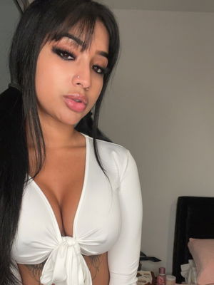 EmilyAlvi69's Profile Photo