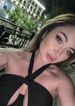 Julieeette246's Profile Photo