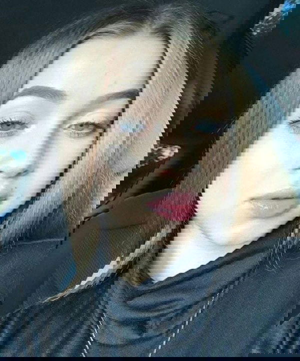 bypofuwo, 23 years old from United States