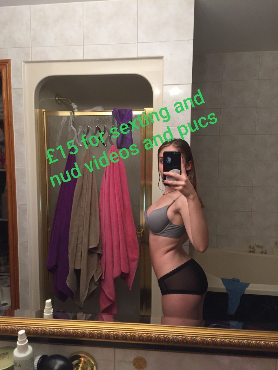 fawev33909's Cover Photo