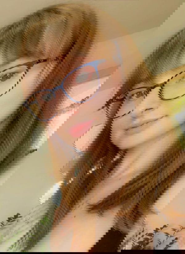 Camgirl12, 22 years old from United States