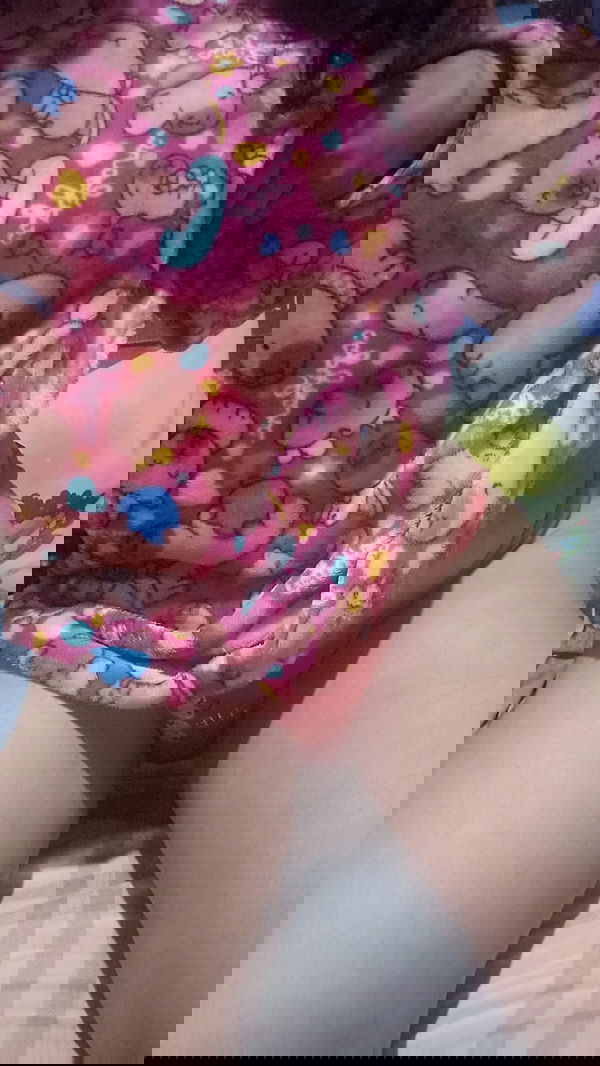 kycyzeve, 22 years old from Canada