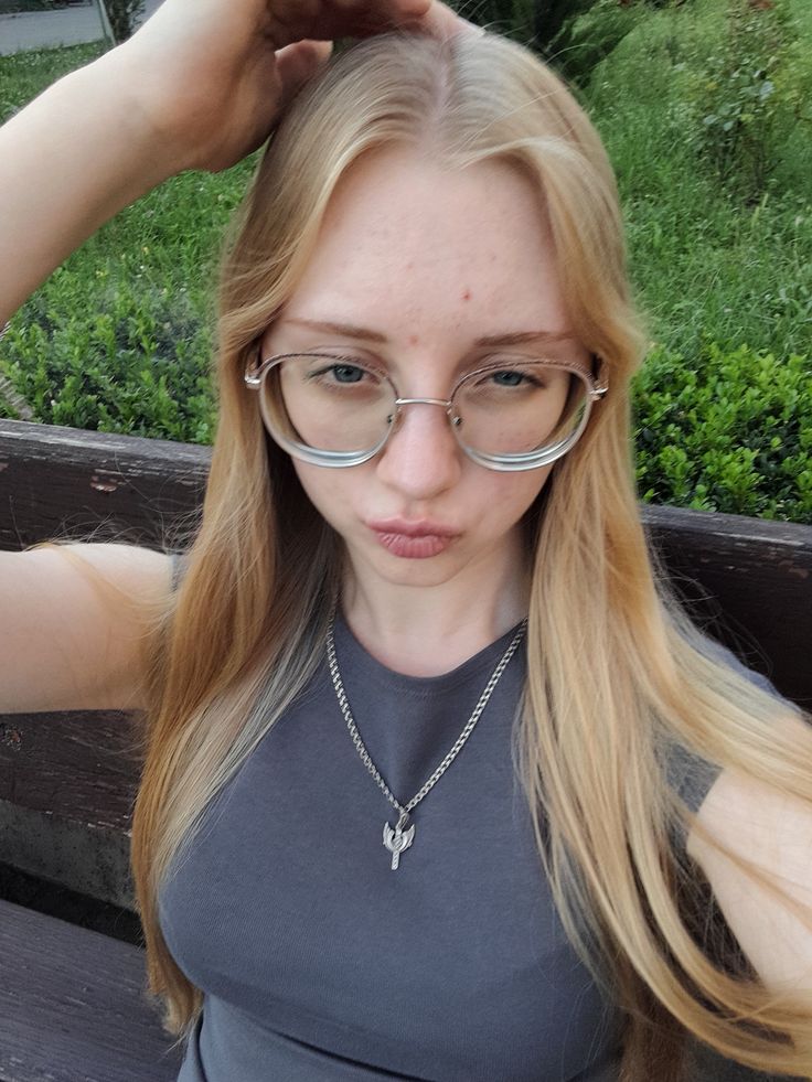 Isabel87852, 24 years old from Poland