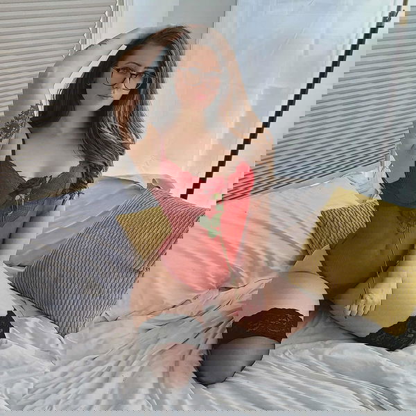 vhghhgki, 26 years old from Switzerland