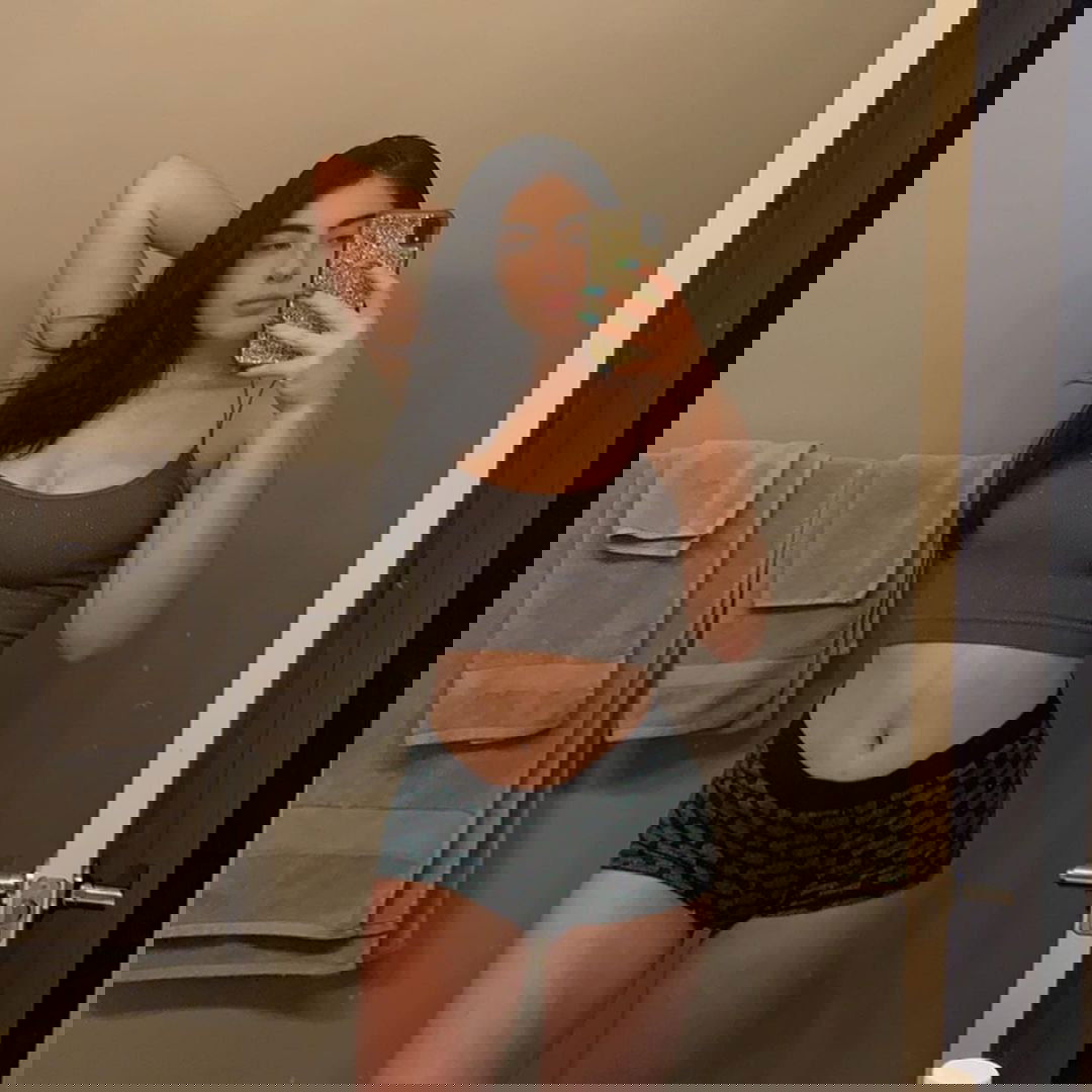 1Fia--'s Cover Photo