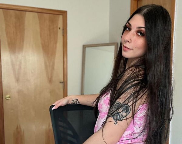 allywalker, 20 years old from United States