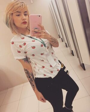 yelih62901, 23 years old from United Kingdom