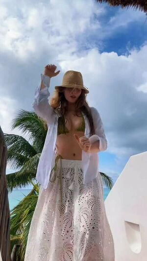 heyef83640, 22 years old from Switzerland