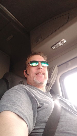 1truckdrivingdad's Profile Photo