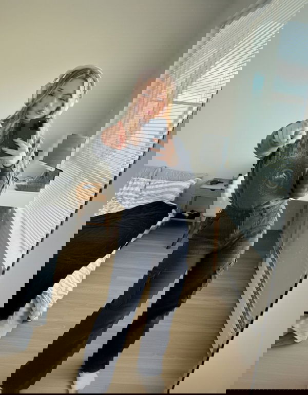 alinahelen6, 23 years old from United Kingdom