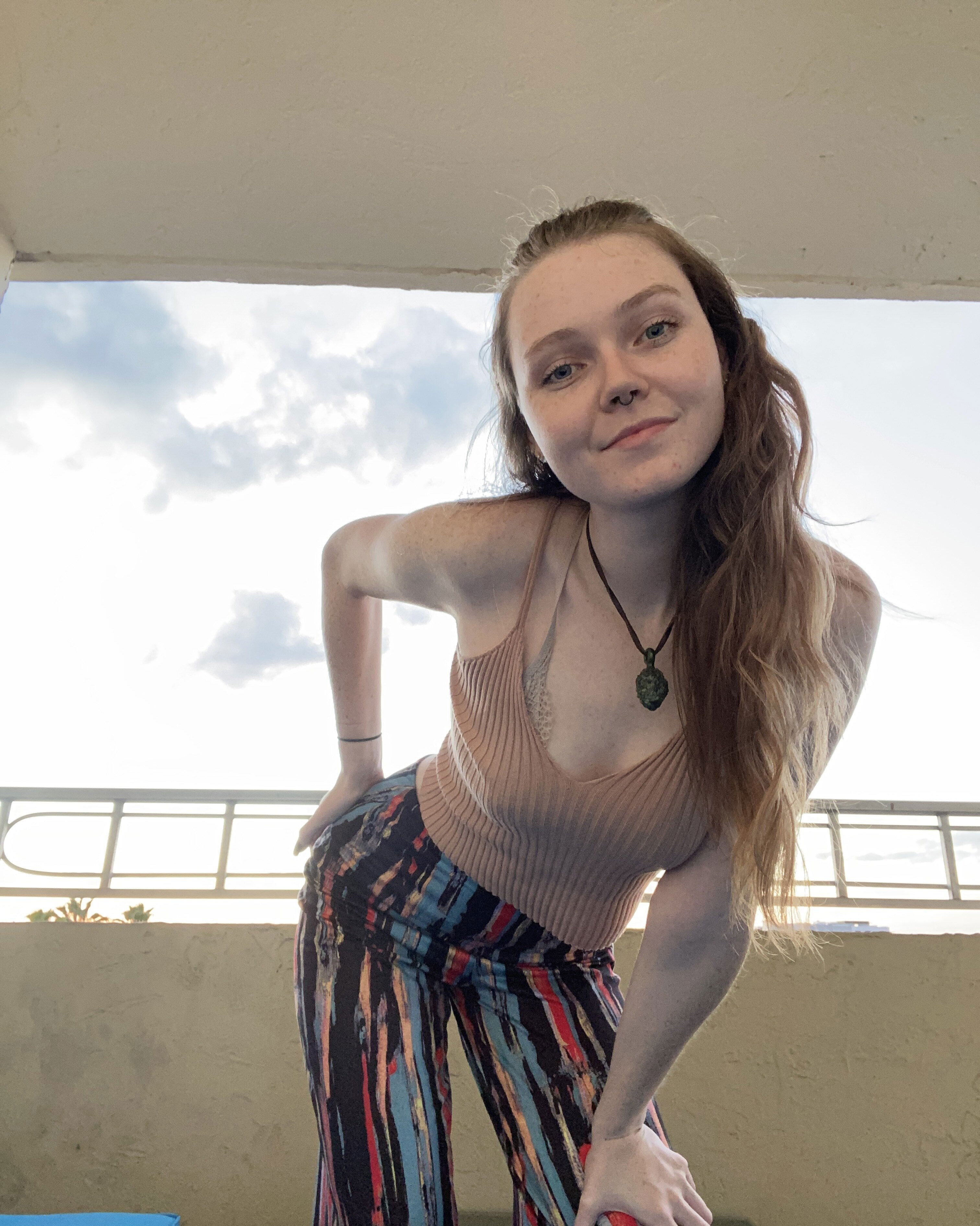 bipegiw433, 22 years old from United States