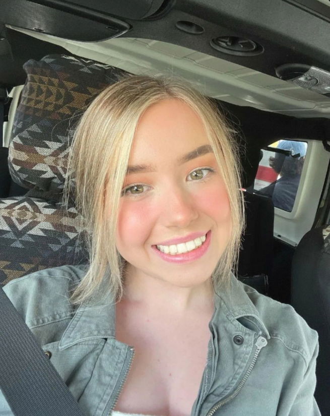 fikakaty's Cover Photo