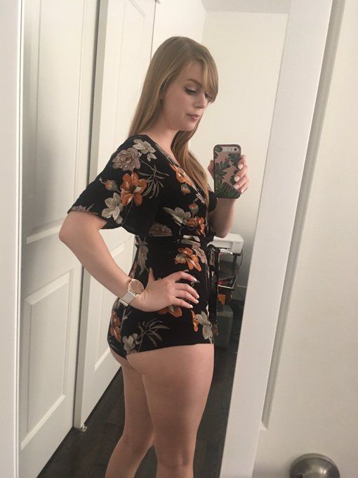 Elizabeth146, 20 years old from New Zealand