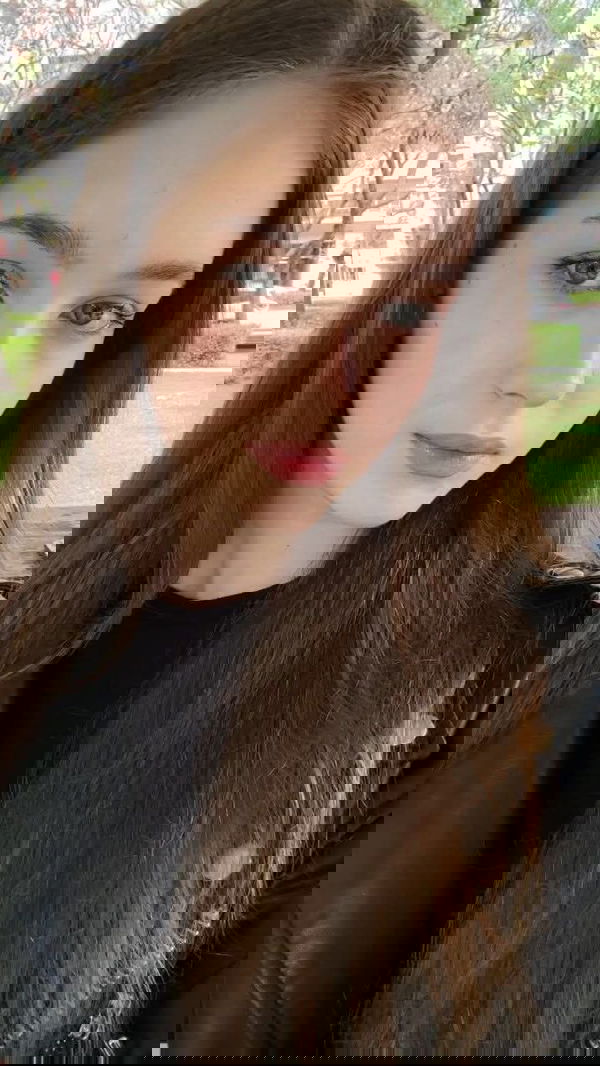 Kinsley25, 25 years old from Canada