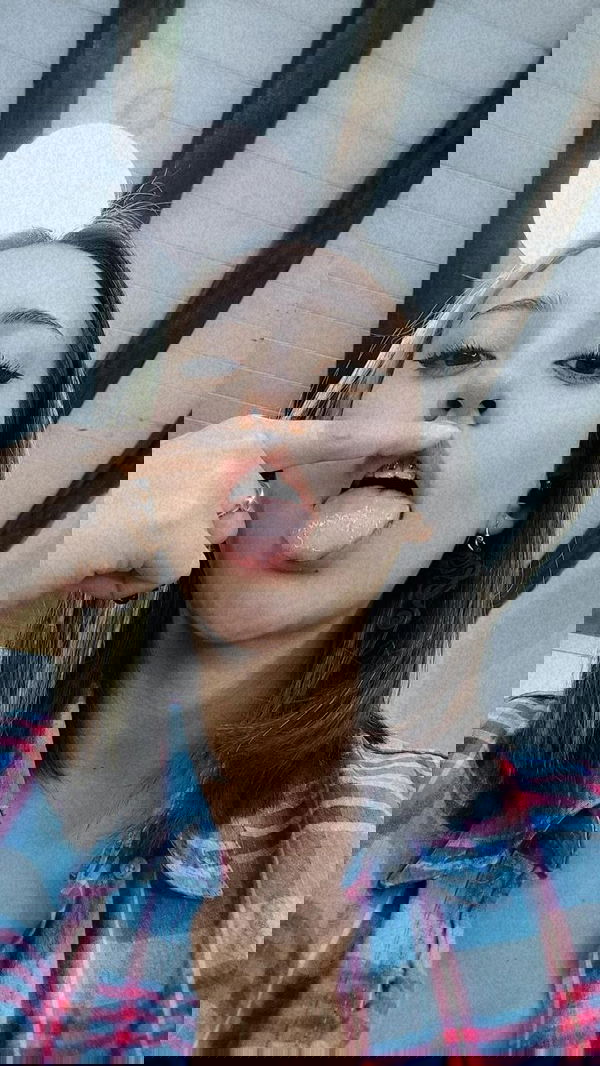 Sophie2038, 23 years old from United States