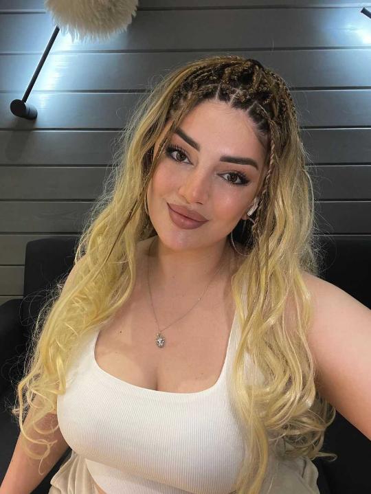 wavyreni, 26 years old from Austria