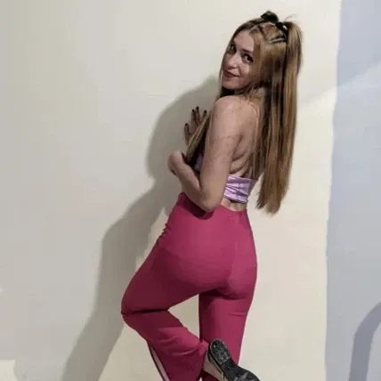 sulowupi, 25 years old from United States