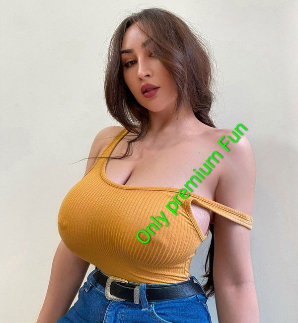 Remene21, 19 years old from United States