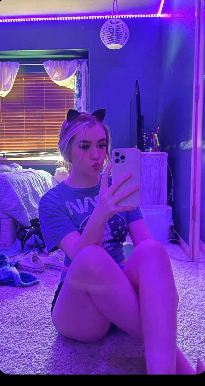 boxojik's Cover Photo