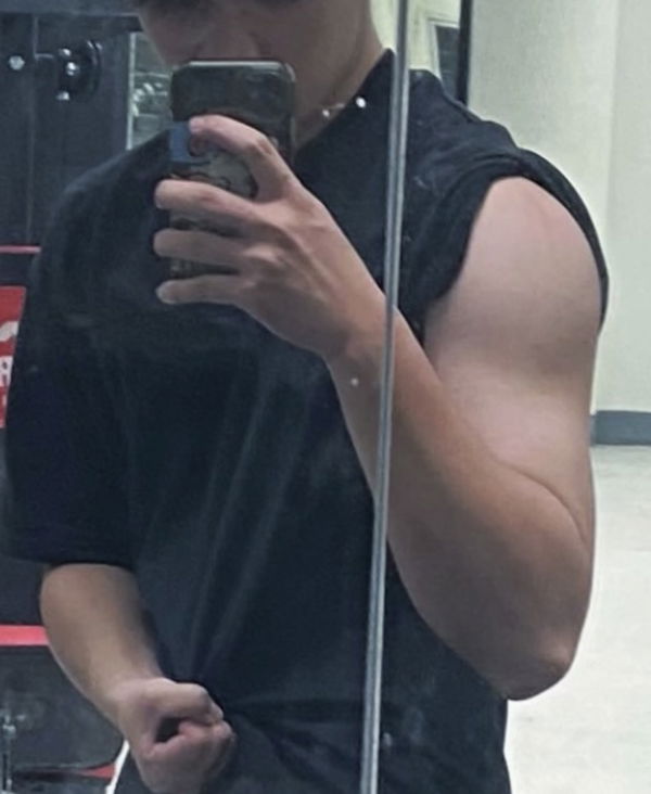 bigza563, 21 years old from Vietnam